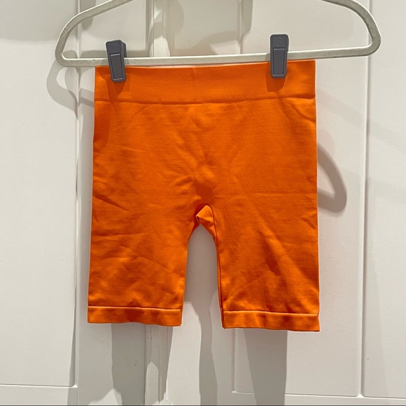 Free People Seamless Rib Bike Short in Sundried Orange (XS/S) - Picture 3 of 5